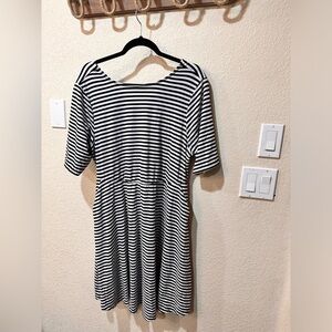 Torrid, black-and-white dress, with pockets, size 1